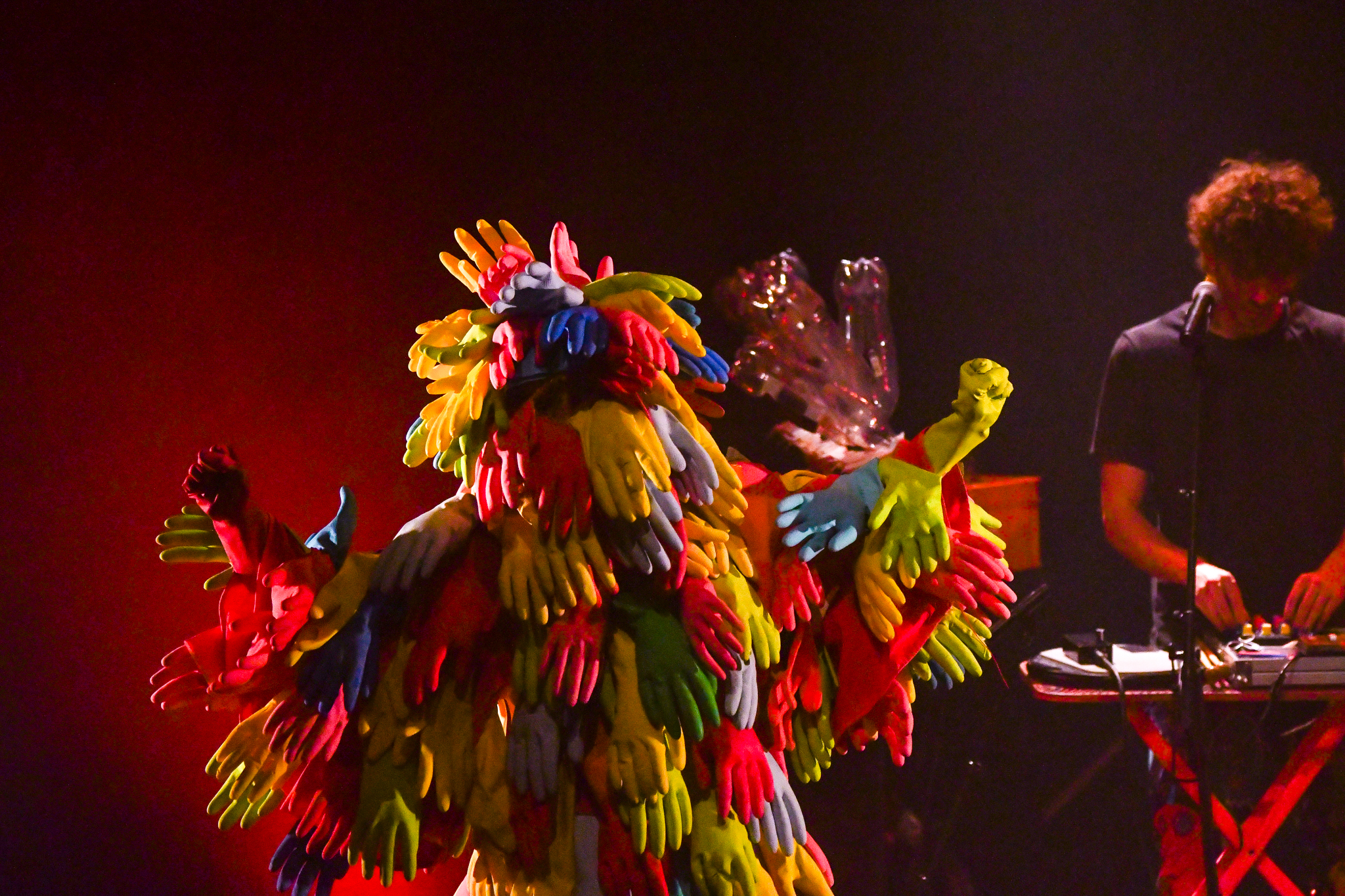 La Belle Saison – Plastic Monsters